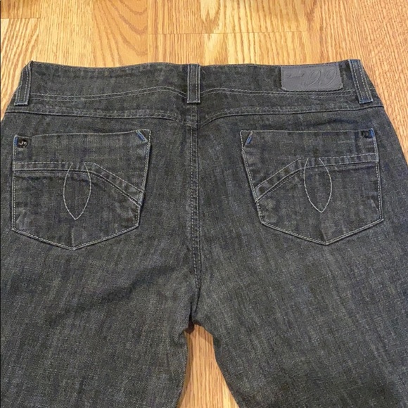 *FREE w/ purchase* Level 99 Gray Jeans (size 30) - Picture 5 of 5